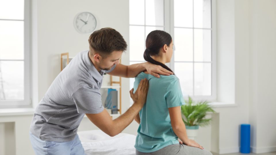 How Often Should You Go To a Chiropractor?